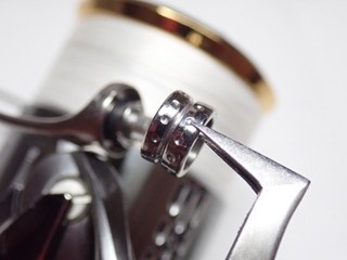⑦ラインローラー本体をセットする